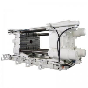 ハイテン射出成形機