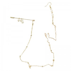 ブローチ接合イヤリング