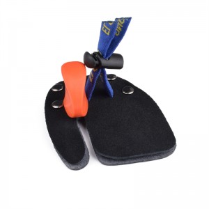 Refurve Bowの弓の弓のための屋外42ft05 lh mサイズのアーチェリーの指タブの指の保護具の指の救い具革の撮影タブ