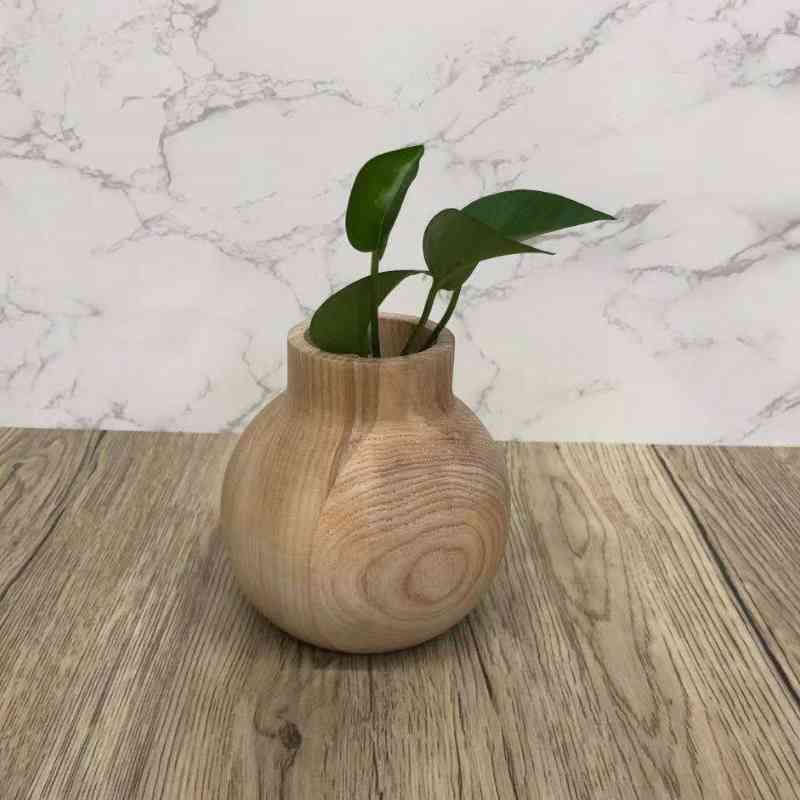 家の装飾的な手作りの天然木の美しい花瓶