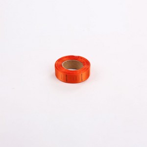 カラフルな織らんアパレルラベル