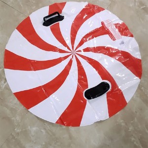 インフレータブルスレッドスノーチューブ、冬のエンターテイメント雪のおもちゃのための子供と大人のための雪のそり