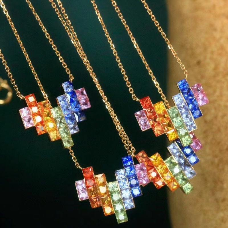 Tuochen Jewelry New 18Kイエローゴールドカラフルなサファイアレインボーハートネックレス