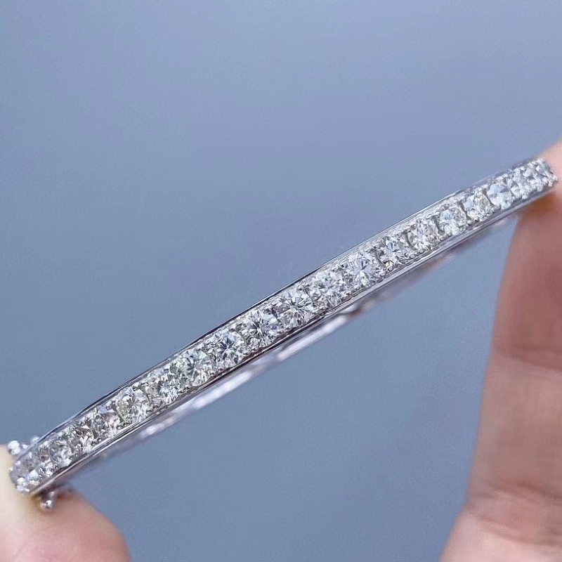 女の子用の本物のダイヤモンドストーンブレスレット付きチュオチェンジュエリーカスタム18Kゴールド