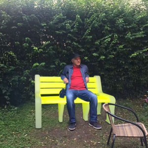 屋外用の鉛の輝く公園のベンチ、PEプラスチック製のバッテリー操作庭園、コンサバトリー、パティオ、芝生、またはガーデンシート、600 kgの耐容性