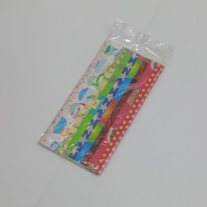 カラフルなクレープペーパー