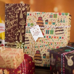 誕生日のラッピングペーパープリントティッシュペーパーカスタムロゴ印刷60g/70g/80g/90g/100gラッピングペーパーギフトパッケージマルチカラーギフトペーパーチルストマスラッピングペーパークラフト紙