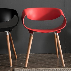モダン・プラスチック・チェア