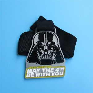 軍事メダルゴールドシルバーと銅メダル