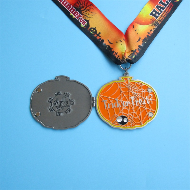カスタムメダルボックスハロウィーンフェスティバルギフトメタルクラムシェル折りたたみメダル