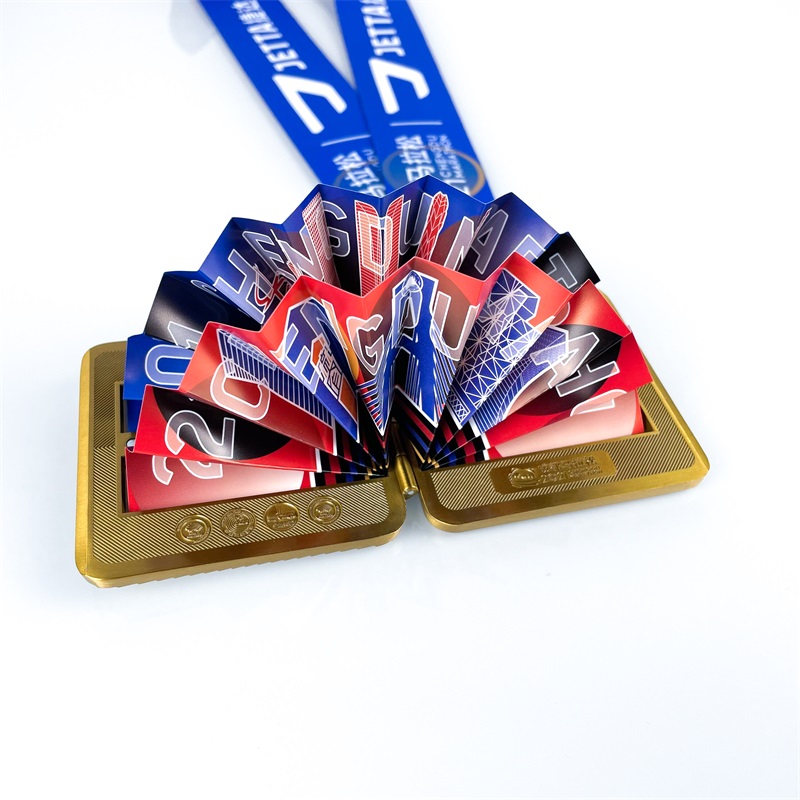 マラソンアワードメダルの完璧なギフトガイドクラムシェルフリップメタルメダル
