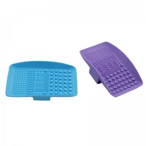 シリコンメイクアップブラシクリーニングマット、メイクアップブラシクリーナー、ポータブルメイクアップブラシクリーナーパッド、化粧品ブラシ洗浄ツール