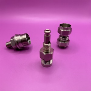 自動車オイルパイプジョイント