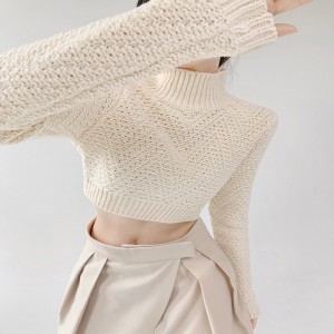 粗いニットミッドネックセーター