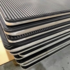 フォークリフトブラックアルミニウム合金クランプゴムプレート