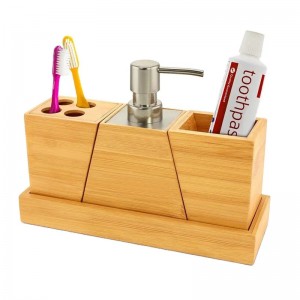 竹の浴室のアクセサリー