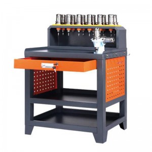 灰色の突出 -Phatlommbench vse woribench