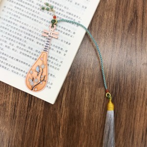 ピパ-形のブックマーク