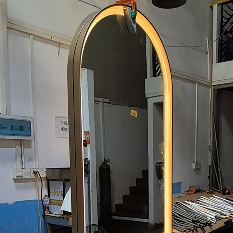 Zotyeステンレス鋼統合ランプとカスタマイズ可能な電気めっきステンレス鋼スマートミラー